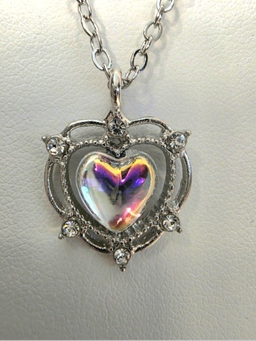 NEW Y2K Iridescent Holographic Crystal Heart Pendant Necklace Silver Sz 17-19.5"